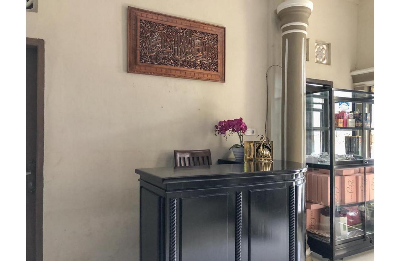 Sinar Hotel Enrekang Bagian luar foto