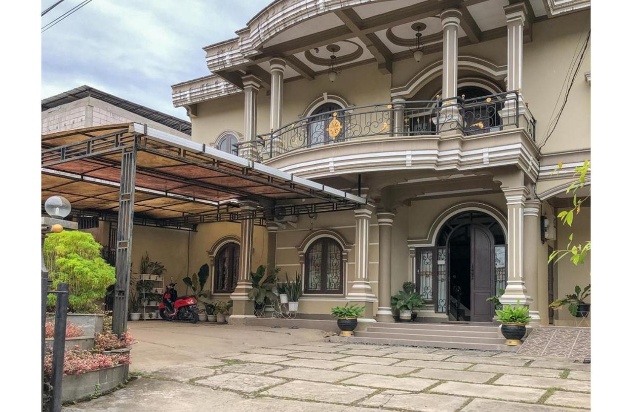 Sinar Hotel Enrekang Bagian luar foto