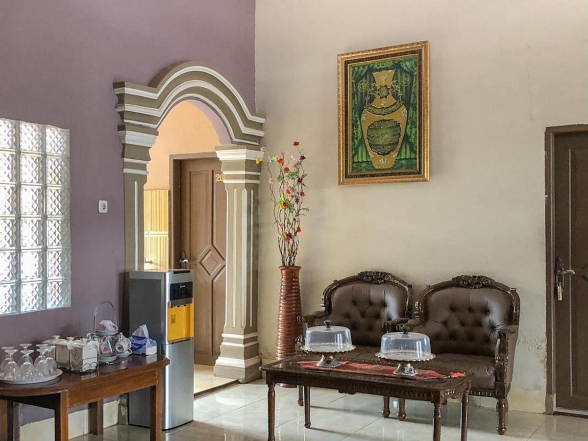 Sinar Hotel Enrekang Bagian luar foto