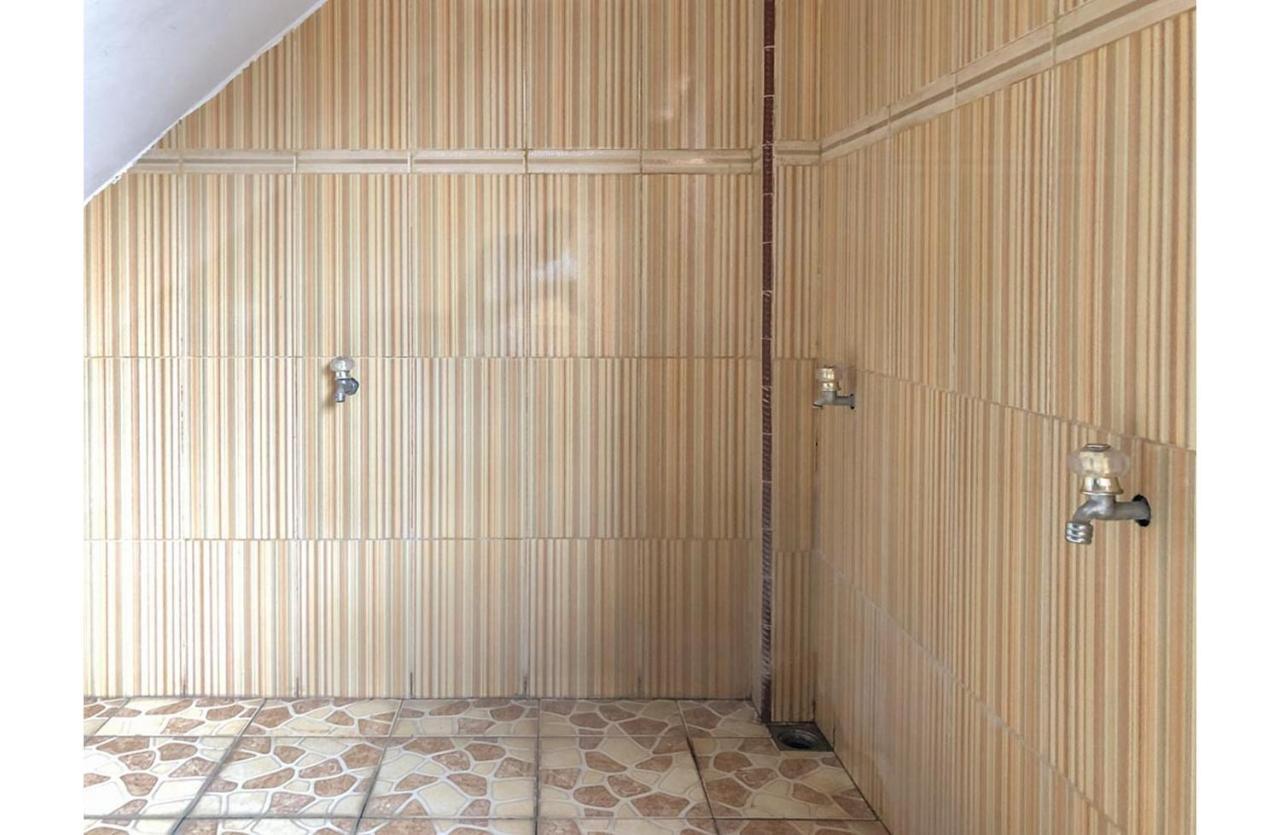 Sinar Hotel Enrekang Bagian luar foto