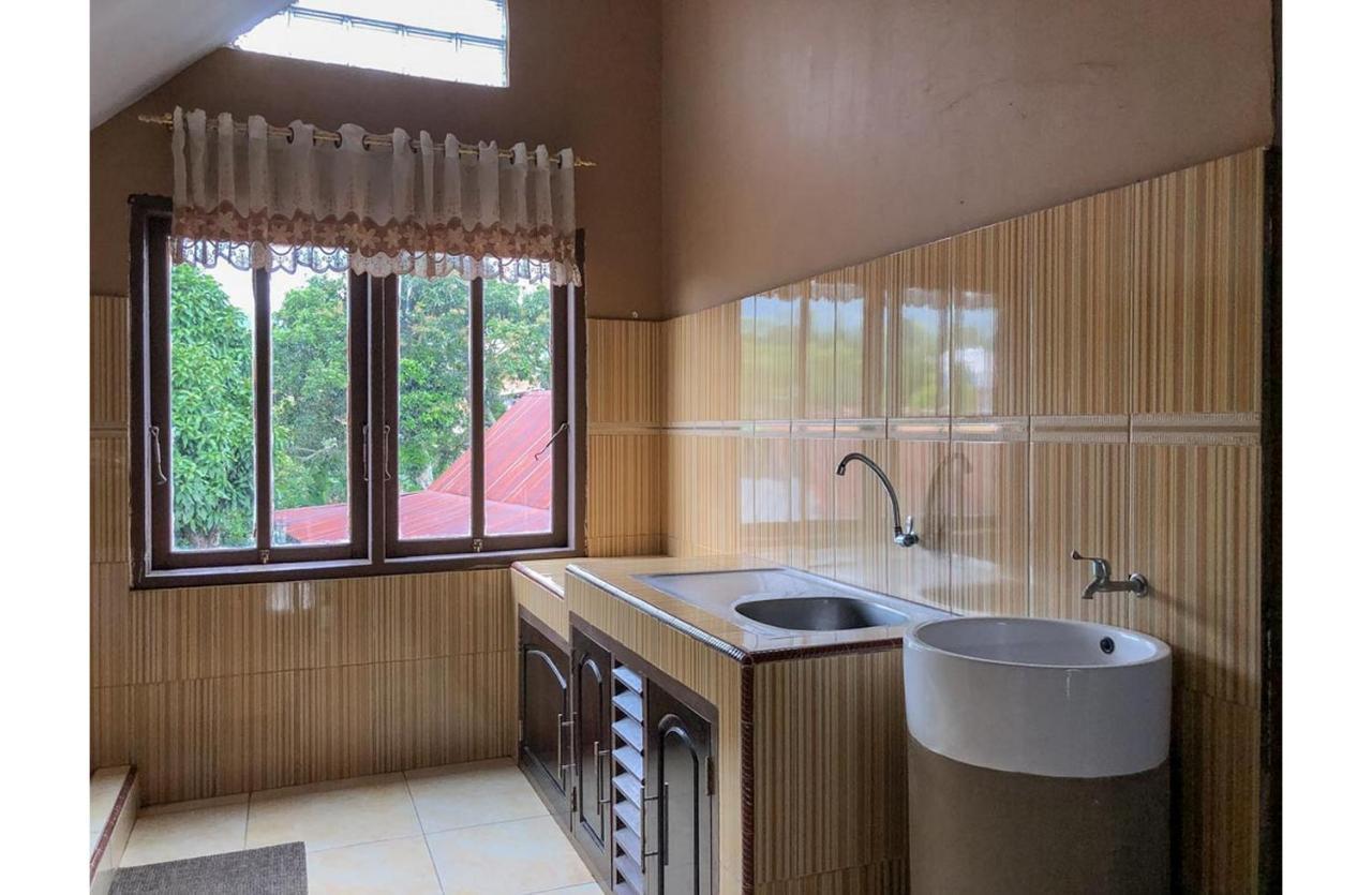 Sinar Hotel Enrekang Bagian luar foto