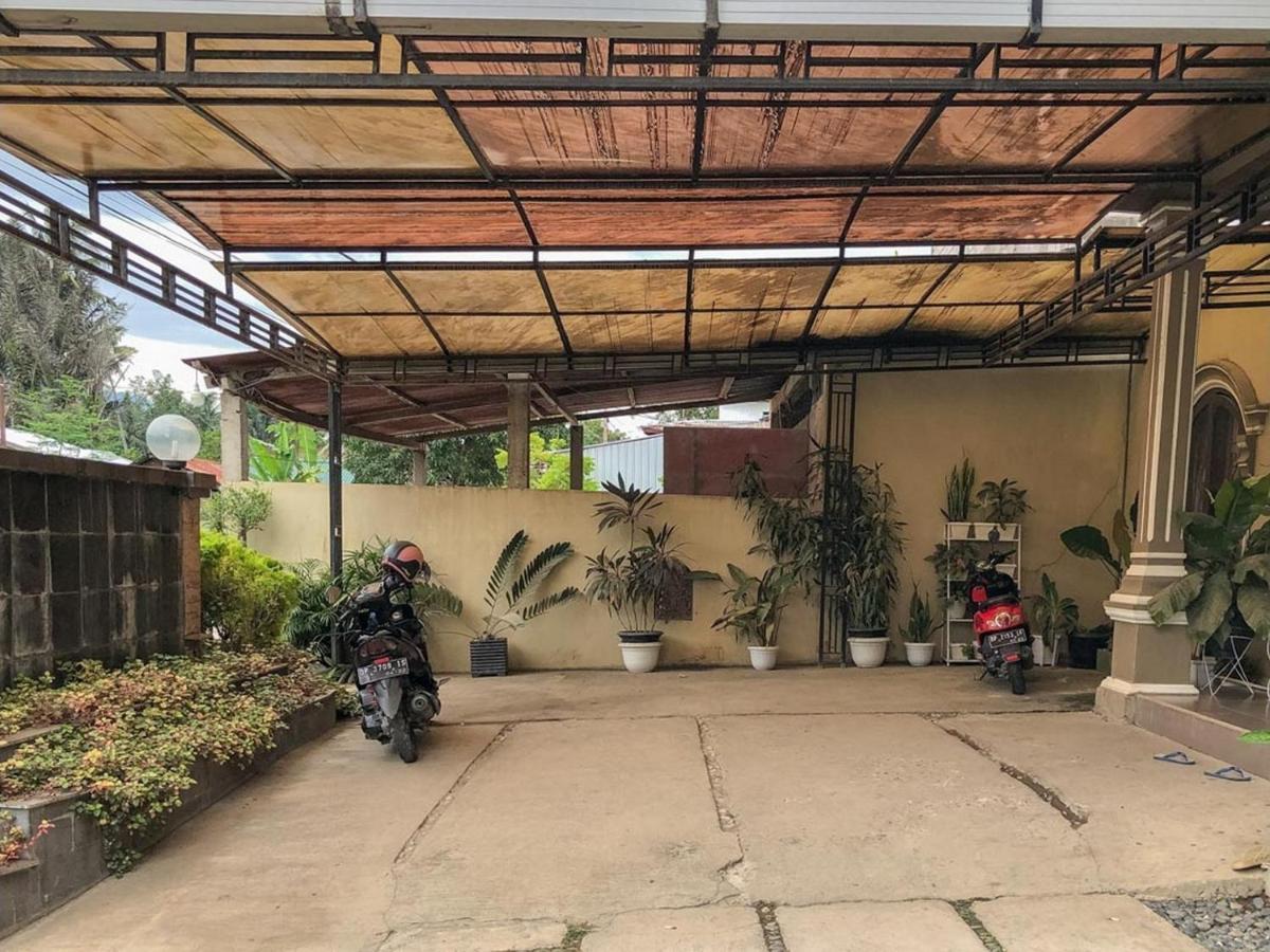 Sinar Hotel Enrekang Bagian luar foto